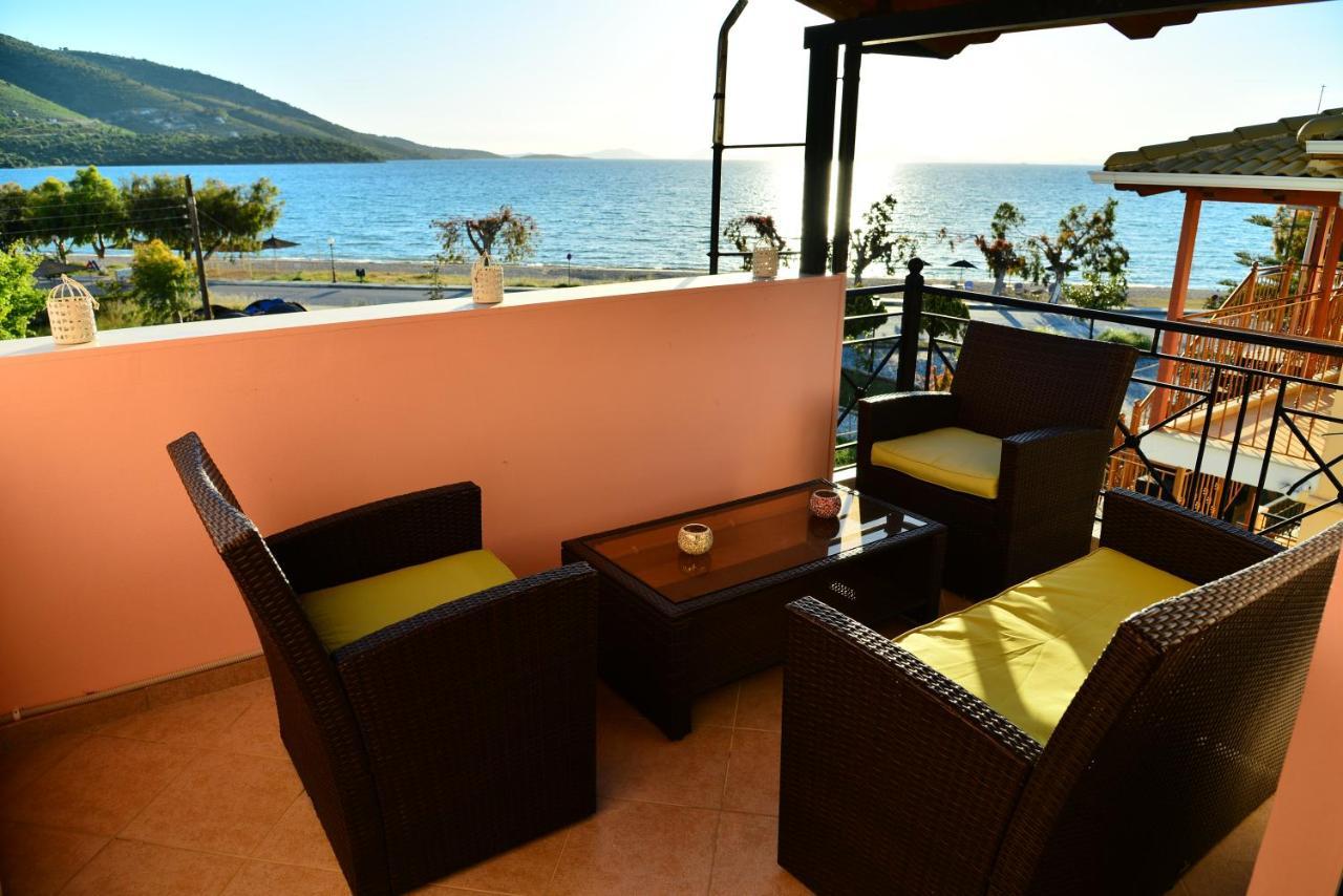 Sea View Luxury Apartment بلاتاريا المظهر الخارجي الصورة